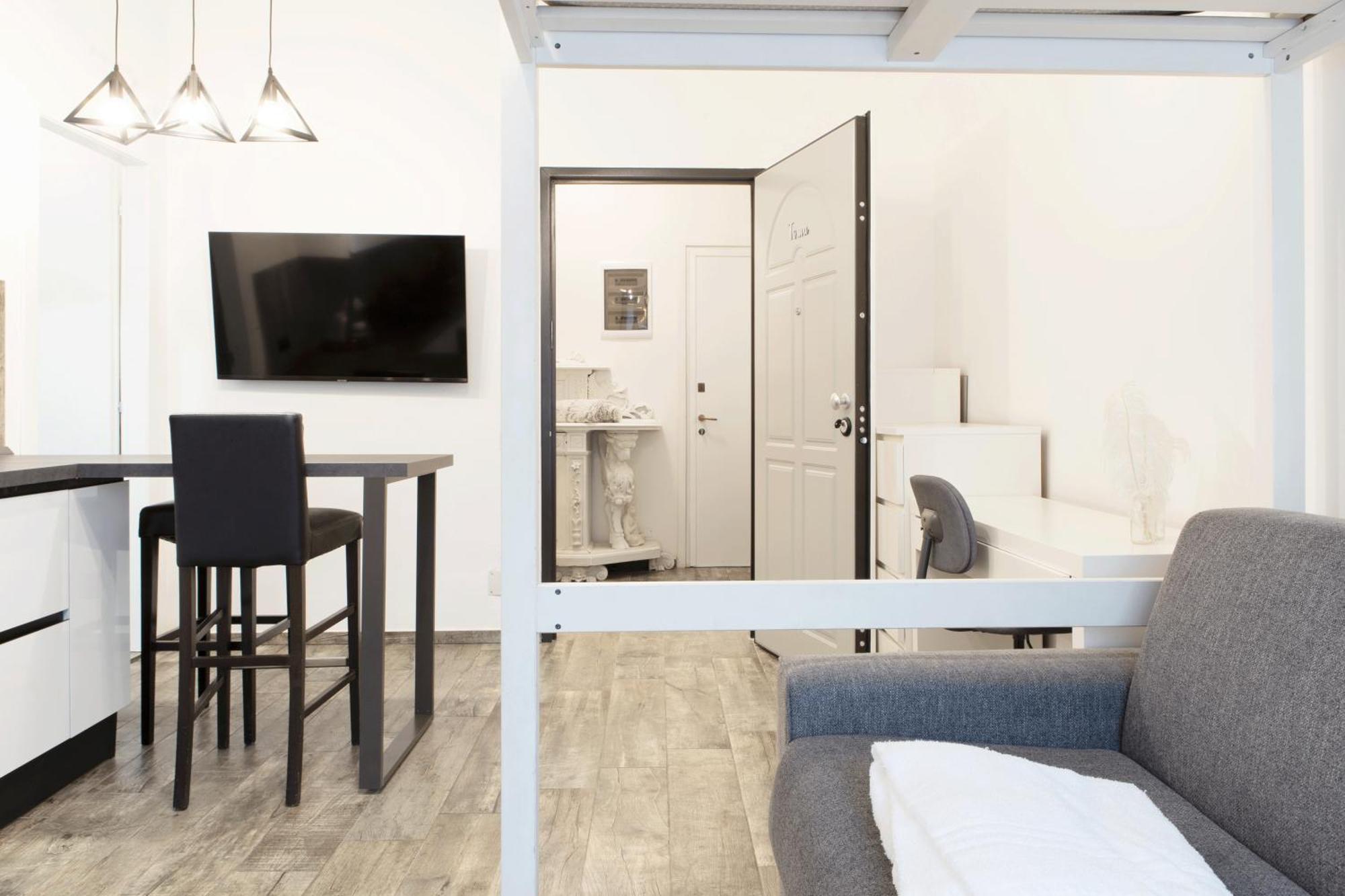 Moderno * Milano